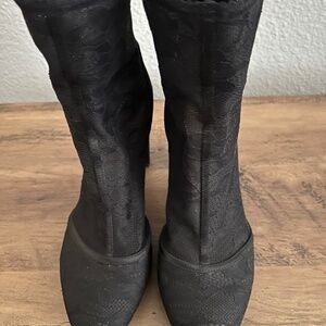 Badgley Mischka Booties